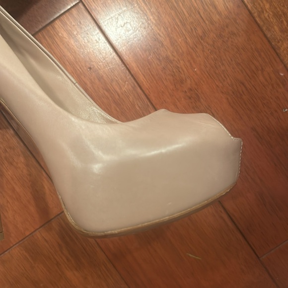 Louis Vuitton size 38 platform peep toe heel - Picture 6 of 9